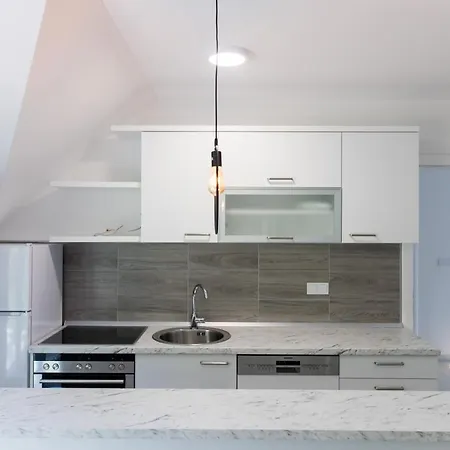 Noor Apartment *